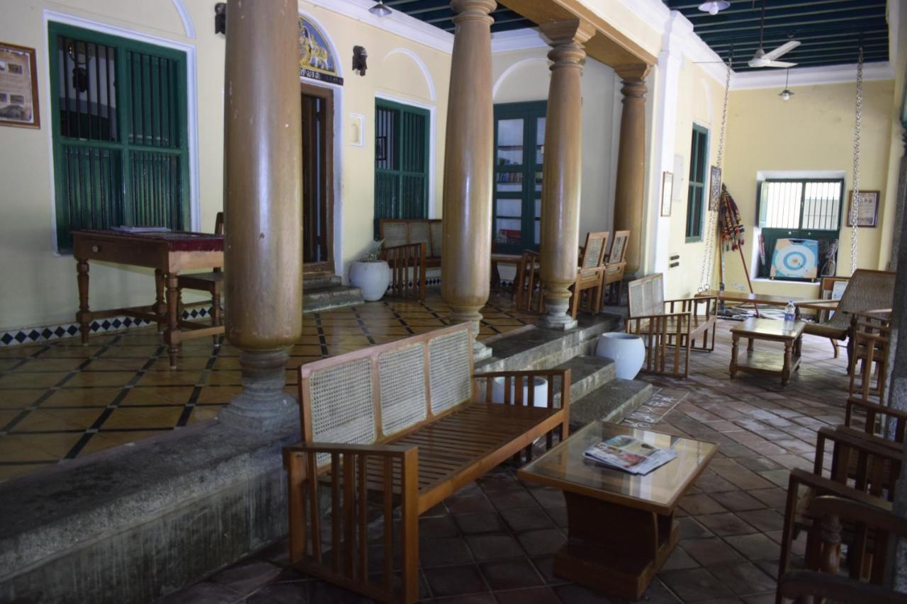 Lakshmi Vilas Mannārgudi Exterior photo