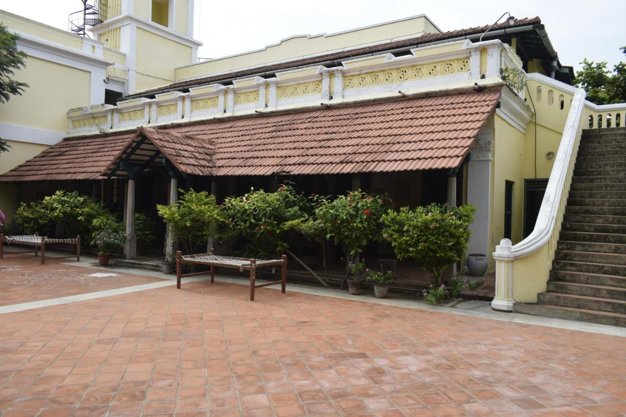 Lakshmi Vilas Mannārgudi Exterior photo