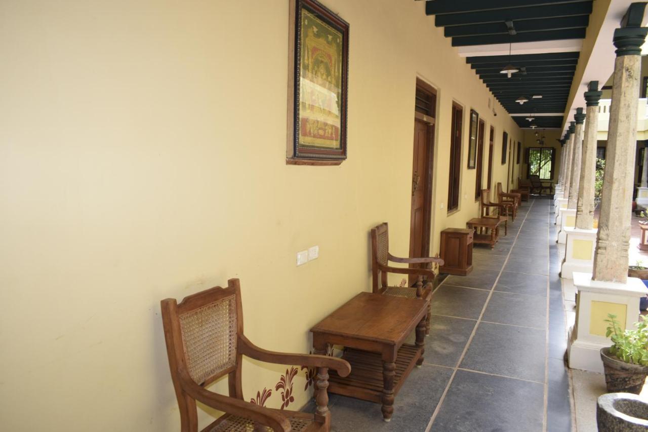 Lakshmi Vilas Mannārgudi Exterior photo